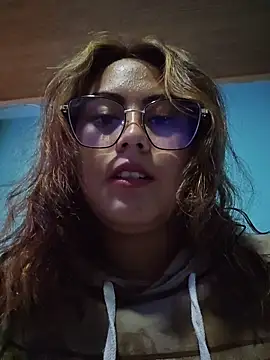 Mari-98 online show from April 2026 07:05:02 PM