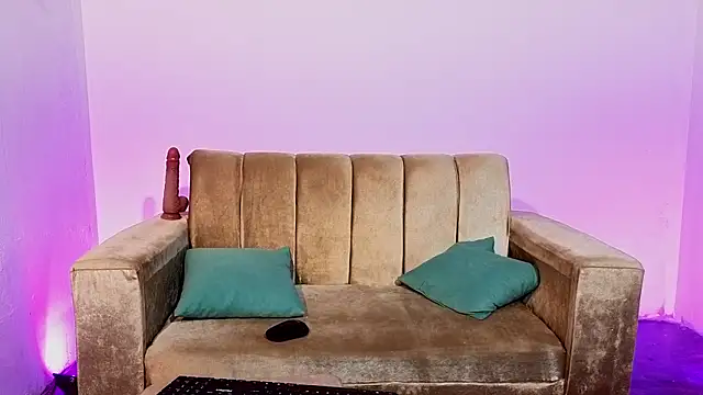 Ginebere online show from February 2026 10:13:01 PM