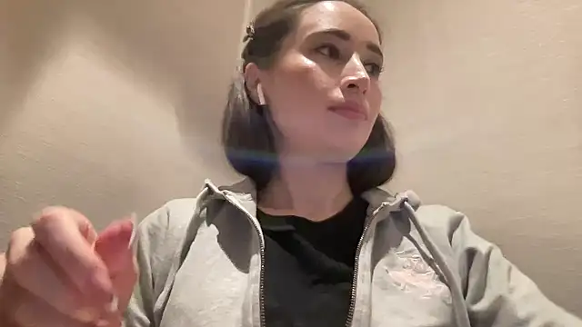 Inga2801 online show from February 2026 05:28:02 PM