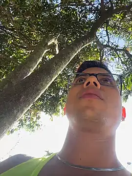 Snapshot of Gael_Velaryx chatting on April 2026 09:24:01 PM Gael Velaryx online show from April 2026 09:24:01 PM