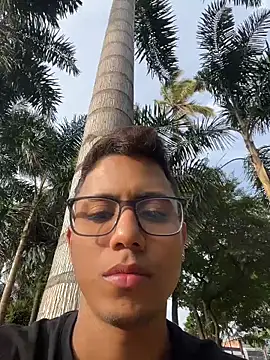Snapshot of Gael_Velaryx chatting on April 2026 10:00:02 PM Gael Velaryx online show from April 2026 10:00:02 PM