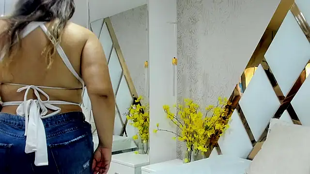 CamilaQuintana online show from February 2026 01:37:02 PM