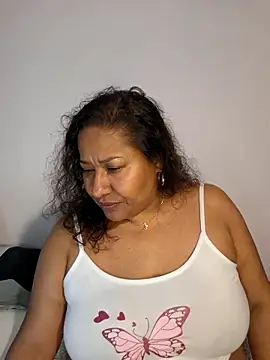 Nyomi browm online show from June 2026 04:04:01 AM