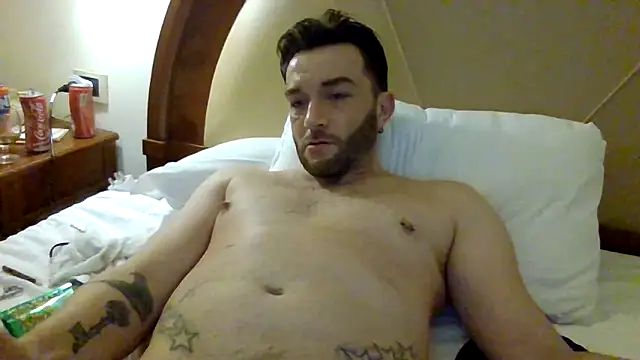 Snapshot of Stboyskypemalt chatting on June 2026 05:32:02 AM Stboyskypemalt online show from June 2026 05:32:02 AM