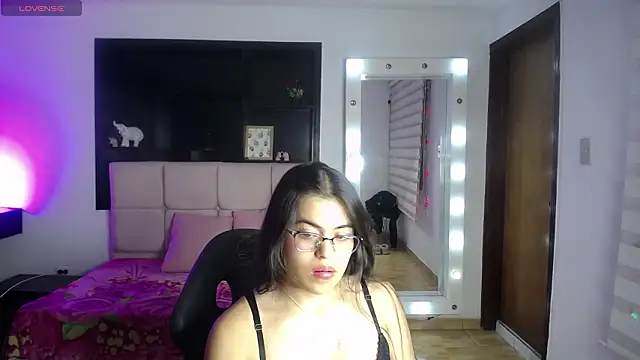 Katia pretty x online show from March 2026 04:05:01 AM