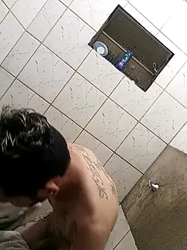 Snapshot of Branquinho-k chatting on February 2026 12:28:01 AM Branquinho-k online show from February 2026 12:28:01 AM