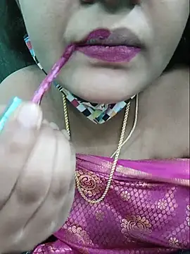 Snapshot of Tamilkannadacouple chatting on June 2026 04:25:01 AM Tamilkannadacouple online show from June 2026 04:25:01 AM