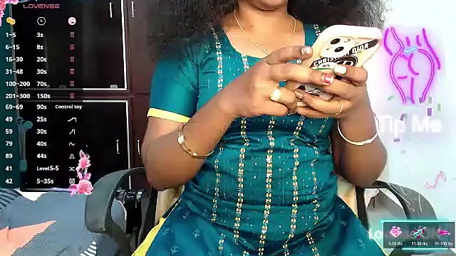 VixenNandhu online show from February 2026 05:52:01 PM