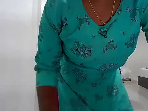 VixenNandhu online show from April 2026 06:17:02 PM