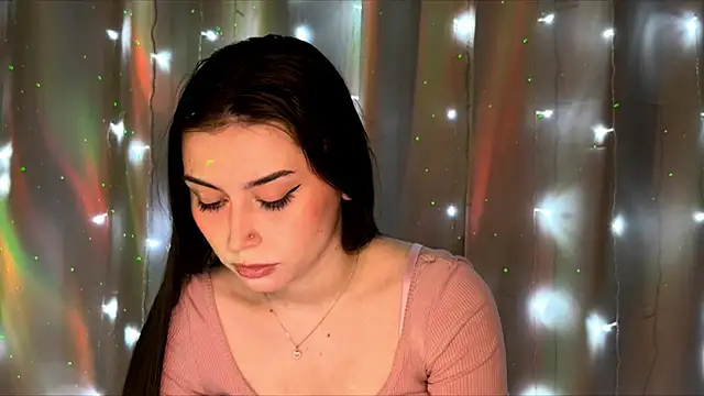 Snapshot of bellarison chatting on March 2026 07:31:02 PM bellarison online show from March 2026 07:31:02 PM