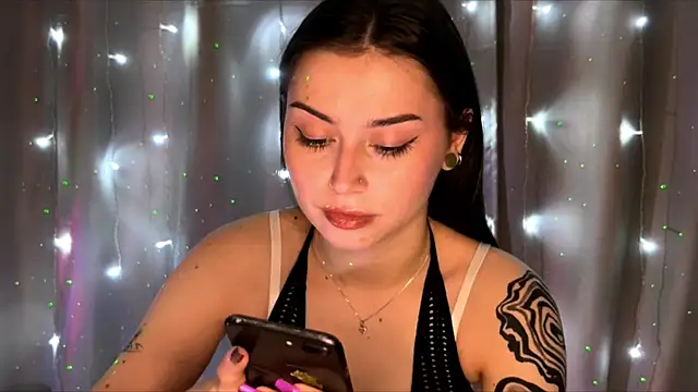 Snapshot of bellarison chatting on March 2026 07:54:02 PM bellarison online show from March 2026 07:54:02 PM