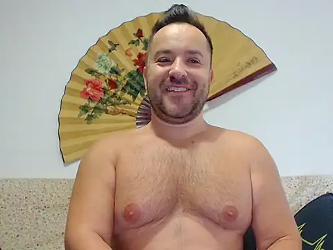 Hairy9inch online show from February 2026 11:47:02 AM