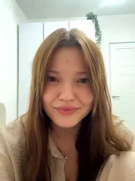 lunamuna  online show from February 2026 04:21:02 PM