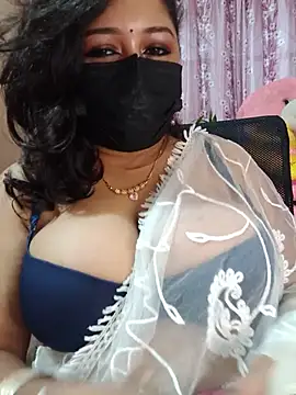 Lovely-Lina7 online show from June 2026 11:38:02 PM