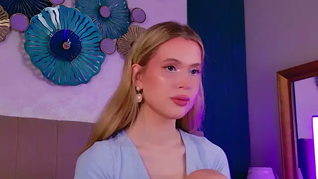 Snapshot of Beckie_White chatting on February 2026 09:15:02 PM Beckie White online show from February 2026 09:15:02 PM