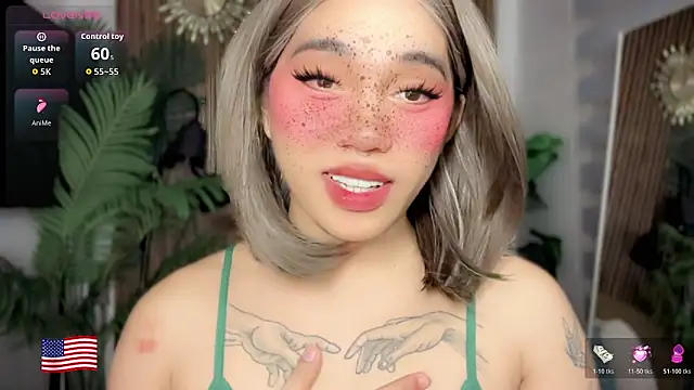 Kelly Mckinney online show from May 2026 01:39:01 PM