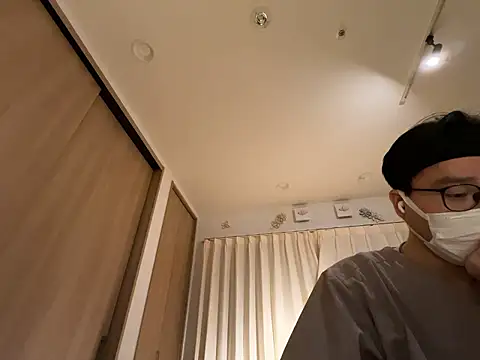 Snapshot of shizuku-kun211 chatting on March 2026 12:21:02 PM shizuku-kun211 online show from March 2026 12:21:02 PM