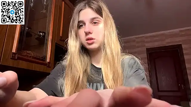 Snapshot of LovelySilk_63 chatting on March 2026 08:54:02 AM LovelySilk 63 online show from March 2026 08:54:02 AM