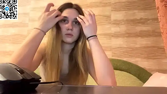 Snapshot of LovelySilk_63 chatting on March 2026 08:12:01 PM LovelySilk 63 online show from March 2026 08:12:01 PM