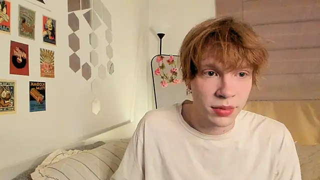 Snapshot of CalmFever chatting on March 2026 08:35:02 PM CalmFever online show from March 2026 08:35:02 PM