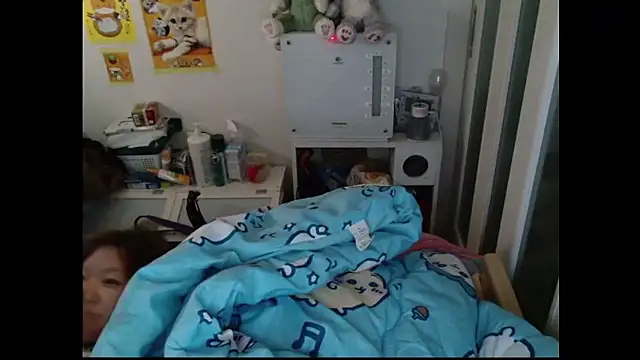 Snapshot of rie__123 chatting on February 2026 04:47:02 PM rie 123 online show from February 2026 04:47:02 PM