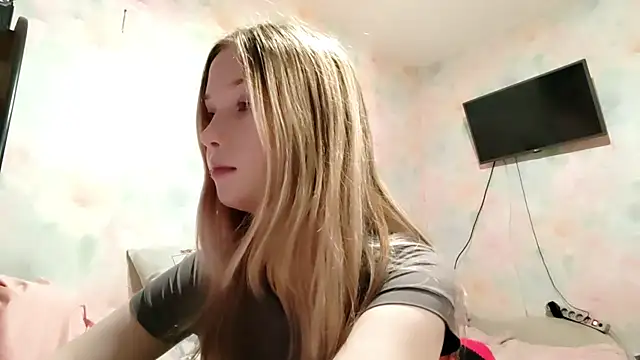 Snapshot of TiaBIanks chatting on March 2026 10:56:01 AM TiaBIanks online show from March 2026 10:56:01 AM