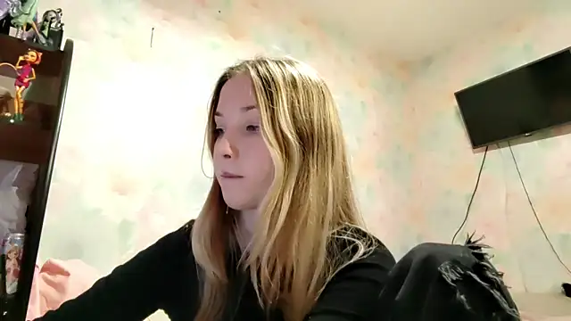 Snapshot of TiaBIanks chatting on March 2026 09:48:02 AM TiaBIanks online show from March 2026 09:48:02 AM