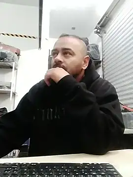 OMARMEX1 online show from April 2026 12:29:02 PM