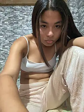 Romie rous online show from May 2026 06:47:02 PM