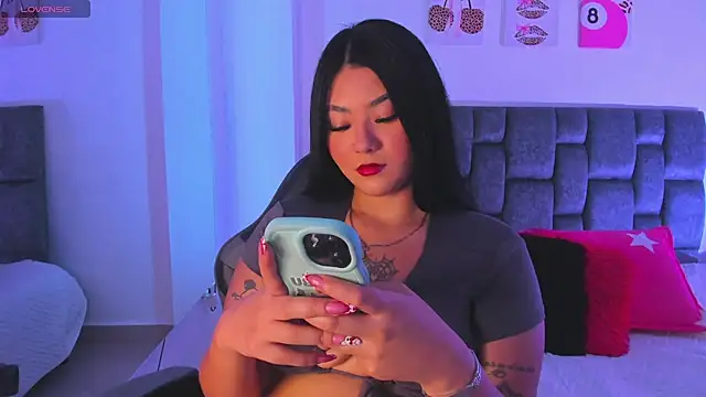 Madison Rosee online show from April 2026 02:27:02 AM