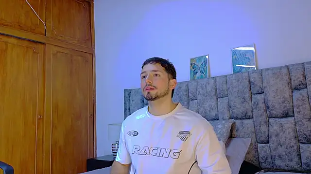 NICK MOSS  online show from March 2026 01:06:02 PM