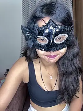 raavigirl online show from May 2026 06:02:01 PM