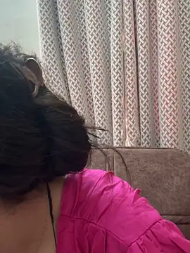 raavigirl online show from May 2026 12:00:02 PM