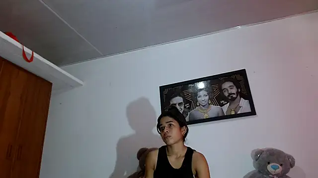 karolsweetvagi online show from March 2026 04:35:02 PM