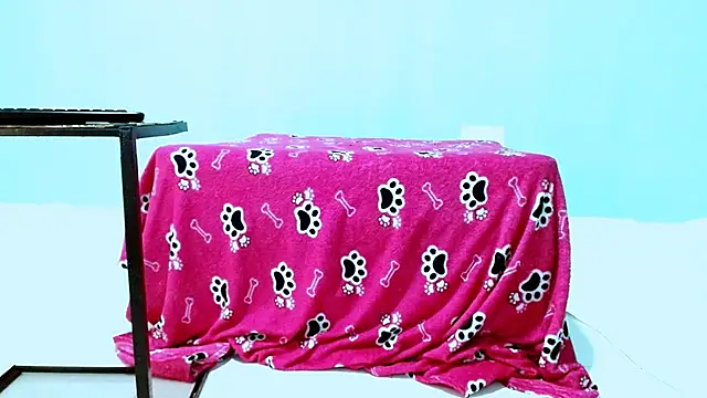 karolsweetvagi online show from May 2026 05:20:01 PM