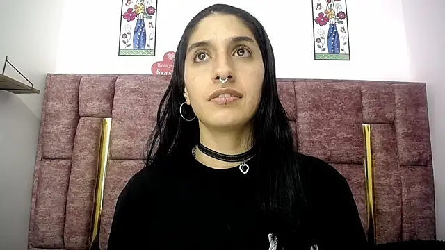 FRANCESCA LOVE  online show from June 2026 04:50:01 AM