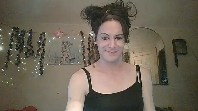 Snapshot of sillymillie4 chatting on June 2026 09:50:01 PM sillymillie4 online show from June 2026 09:50:01 PM