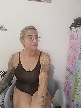 Snapshot of Charlotte_gray_ chatting on February 2026 10:06:01 PM Charlotte gray online show from February 2026 10:06:01 PM