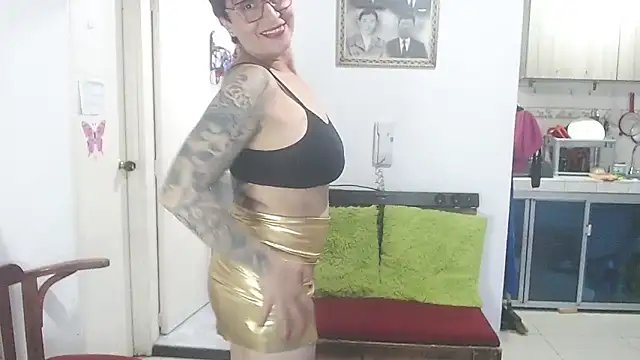 Charlotte gray  online show from May 2026 01:44:01 AM