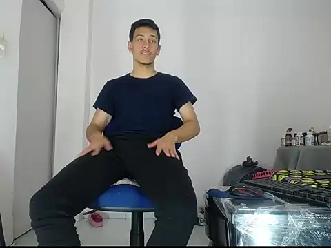 Amador-Hot online show from February 2026 12:59:01 AM