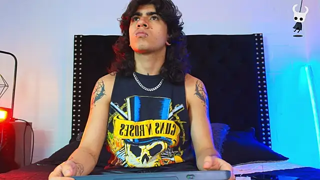 Snapshot of Axell_Kussh chatting on February 2026 02:47:01 PM Axell Kussh online show from February 2026 02:47:01 PM