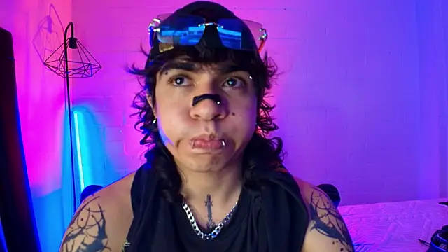 Snapshot of Axell_Kussh chatting on March 2026 08:26:33 AM Axell Kussh online show from March 2026 08:26:33 AM