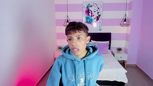  camilo ortiz online show from March 2026 07:40:02 PM