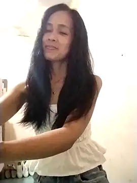 sweet maxine44 online show from April 2026 12:00:01 PM