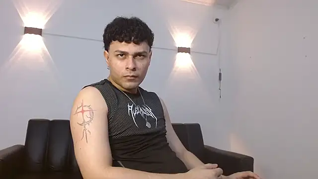 Snapshot of Philip_Jons chatting on February 2026 09:33:01 PM Philip Jons online show from February 2026 09:33:01 PM