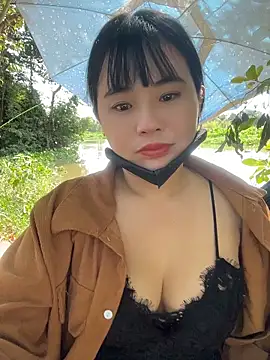 Snapshot of Lewd_couple chatting on April 2026 01:53:01 AM Lewd couple online show from April 2026 01:53:01 AM