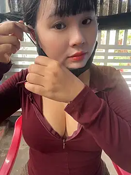 Snapshot of Lewd_couple chatting on May 2026 02:50:02 AM Lewd couple online show from May 2026 02:50:02 AM