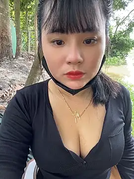 Snapshot of Lewd_couple chatting on May 2026 04:07:02 AM Lewd couple online show from May 2026 04:07:02 AM