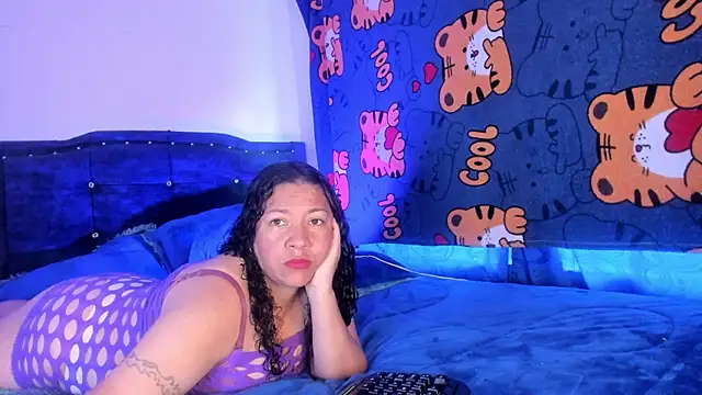 Snapshot of sexy_diablaa chatting on April 2026 02:02:02 PM sexy diablaa online show from April 2026 02:02:02 PM