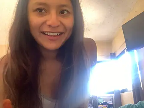 SinMoraaaa online show from February 2026 05:16:02 PM